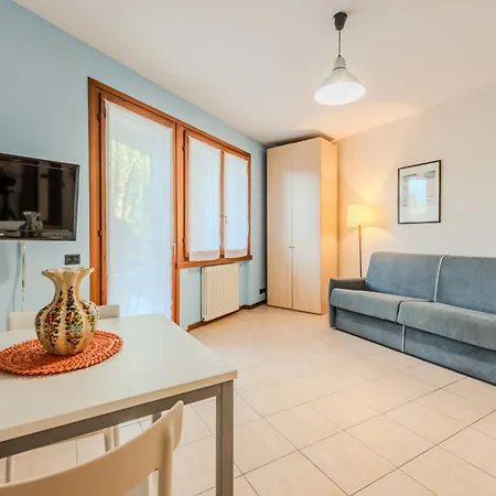 Monolocale Panorama By Interhome