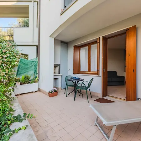 Monolocale Panorama By Interhome *