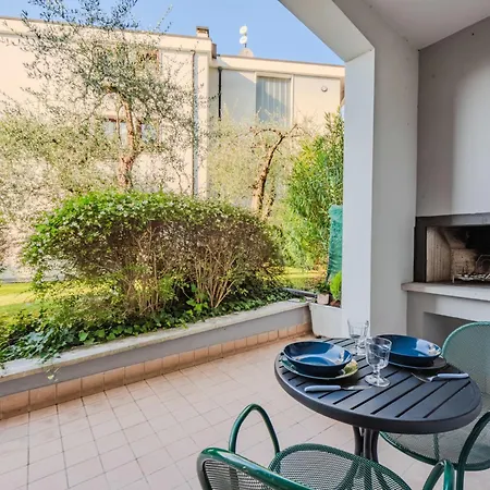 Monolocale Panorama By Interhome