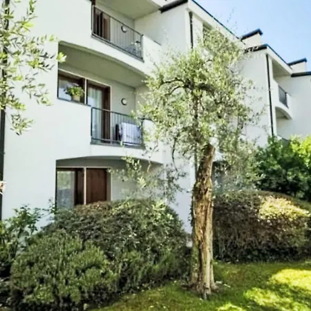 Monolocale Panorama By Interhome